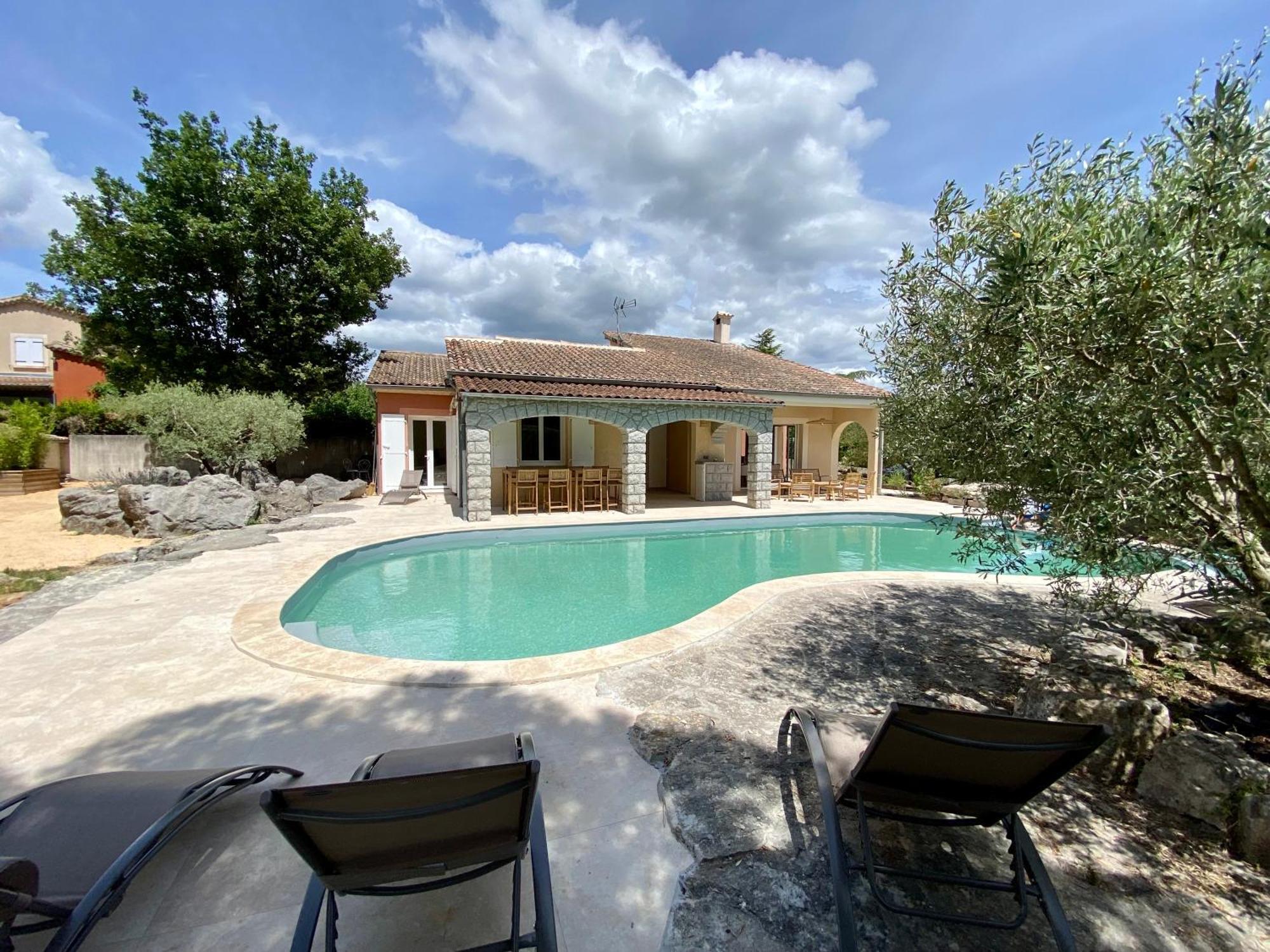 רויומס Maison Pour 12P, Piscine A Debordement Chauffee D'Avril A Octobre Inclus מראה חיצוני תמונה