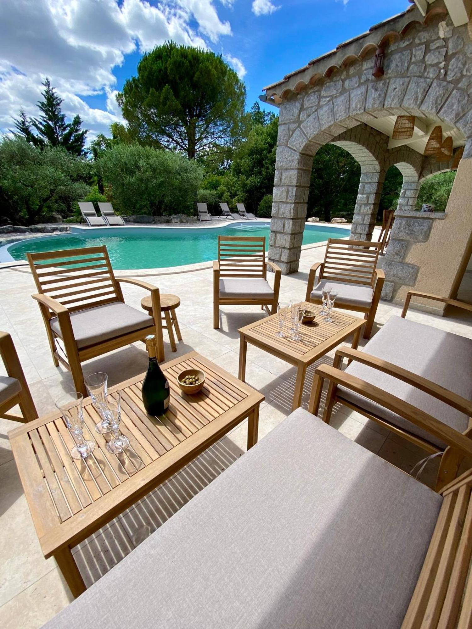 רויומס Maison Pour 12P, Piscine A Debordement Chauffee D'Avril A Octobre Inclus מראה חיצוני תמונה