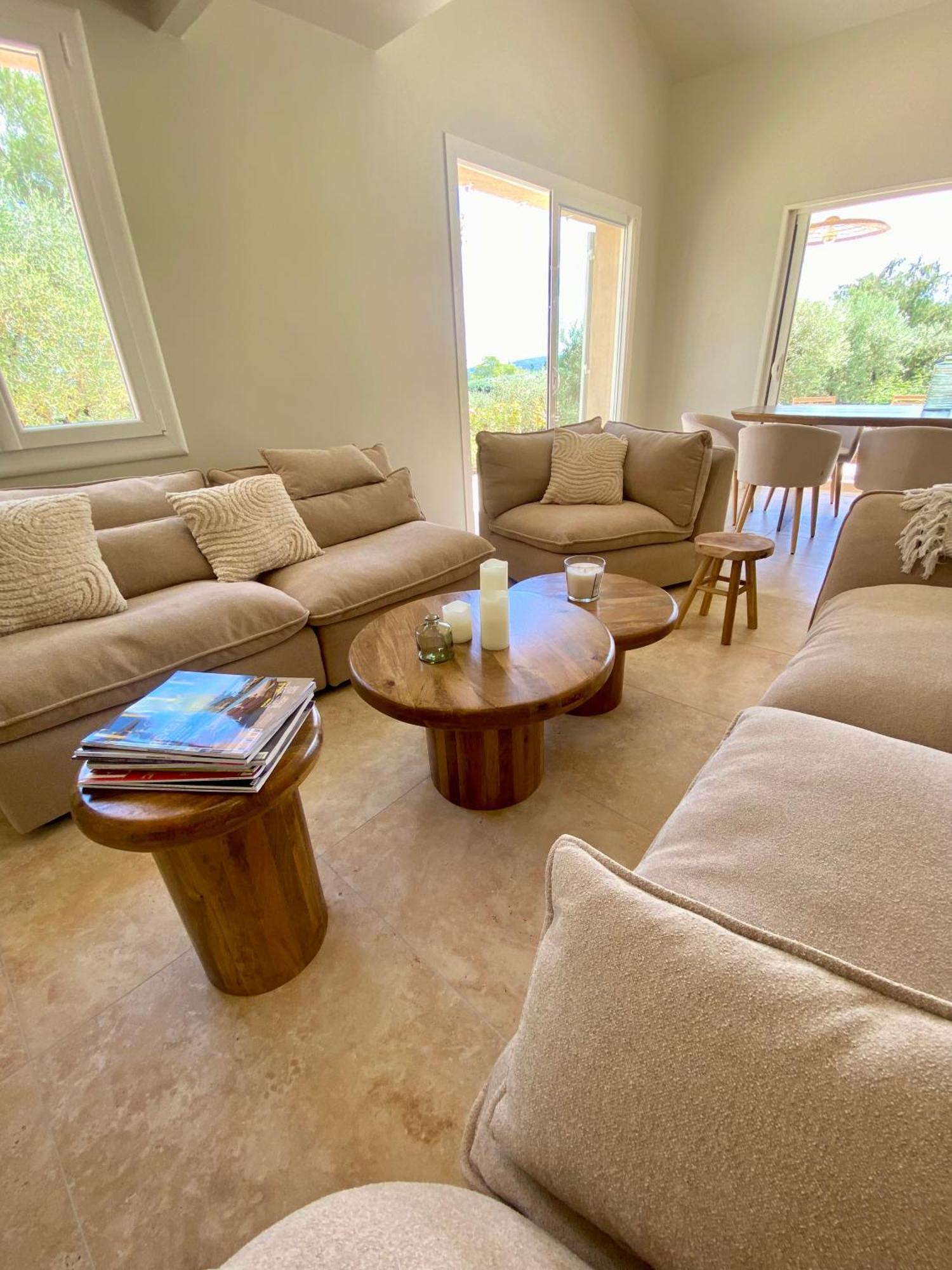 רויומס Maison Pour 12P, Piscine A Debordement Chauffee D'Avril A Octobre Inclus מראה חיצוני תמונה
